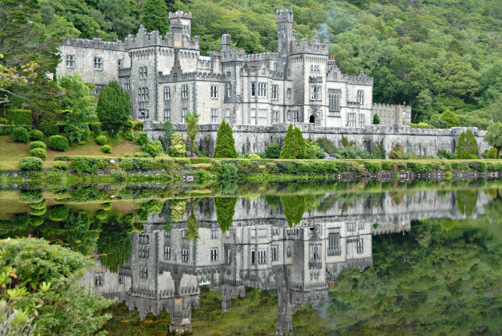 Ireland Itinerary Kylemore Abbey