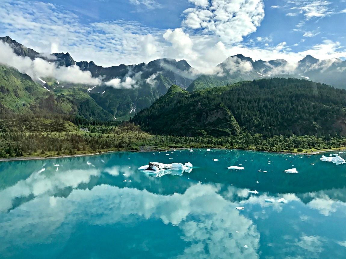 Alaska-summer-trip-glacier-mountains